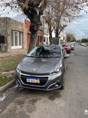 Peugeot 208 1.6 Allure