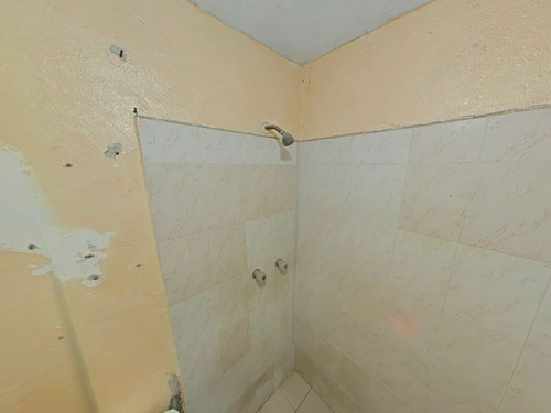 ¡gran Oportunidad En Ecatepec! Casa En Venta Con Distribución En Dos Niveles Y C