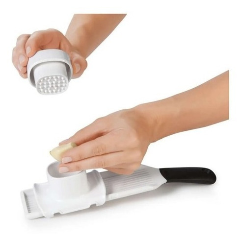 Imagen 3 de 6 de Rebanador Ajo Oxo Mandolina Laminador Cortador En Palermo