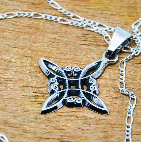 Imagen 4 de 7 de Dije De Plata Nudo De Brujas Con Cadena.