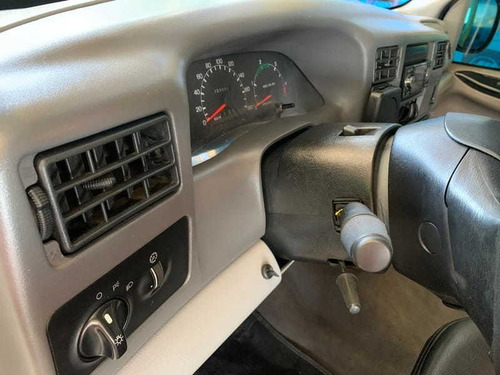 Ford F-250 Xlt Turbo Diesel 4.2 2001