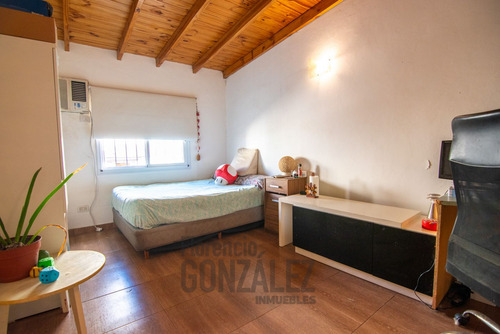 Venta De Ph 5 Amb En Parque Chacabuco, Caba
