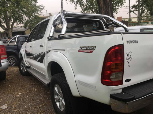 Toyota Hilux 3.0 Cd Srv I 171cv 4x2