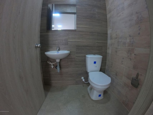 Imagen 15 de 15 de Arriendo Comercial En Los Cerezos(bogota) C.o 22-1030