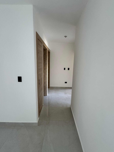 Alquiler En Residencial Moisés Villa María | 1er Nivel