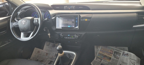 Imagen 5 de 9 de Toyota Hilux 2017 2.8 Cd Srv Pack 177cv 4x2