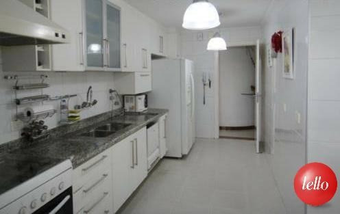 Imagem 2 de 11 de Apartamento - Ref: 112051