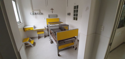 Nueva Santa Maria, Clinica Equipada En Venta O Renta, Permisos De Funcionamiento