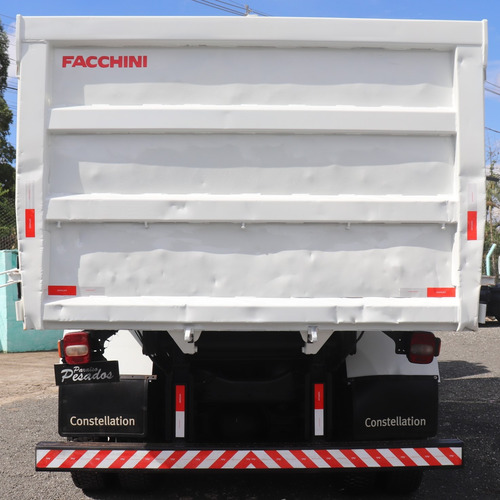 Volkswagen 26.280 - 6x4 Ano 2022 Com Cacamba Facchini 16m3
