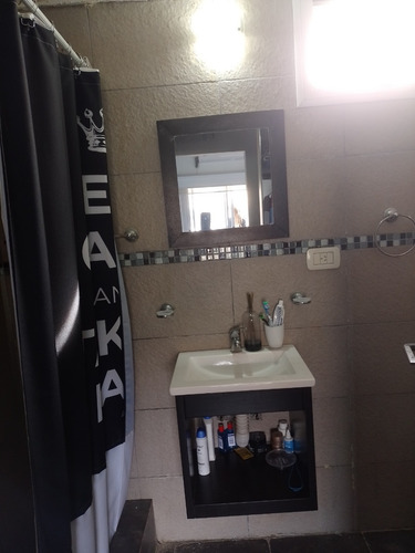 Imagen 10 de 17 de Departamento 2 Amb. En Duplex - 12 De Octubre 552 - Ramos Mejia