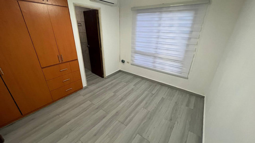 Venta De Apartamento. Res. Paso Real, San Diego.