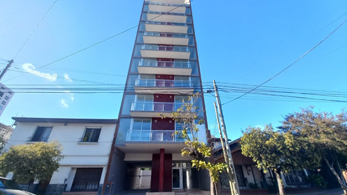 Departamento En Venta En Wilde A Estrenar Con Piscina Y Sum Con Parrilla