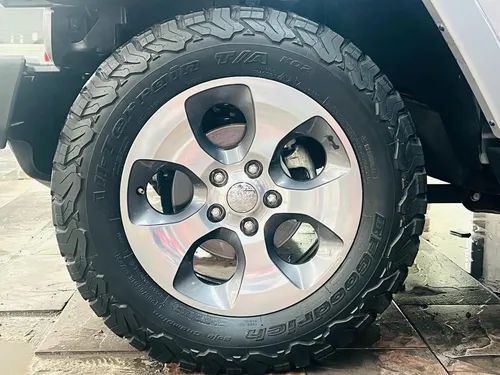 Jeep Wrangler SAHARA