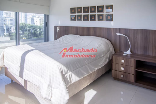 Apartamento En Venta En Torre Esmeralda De 3 Dormitorios , En Punta Del Este