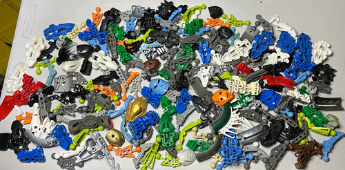 Lego Bionicle Piezas Sueltas 1 Boxor, Makuta, Toa, Rashki, Turaga Y Bohrok (Usado)