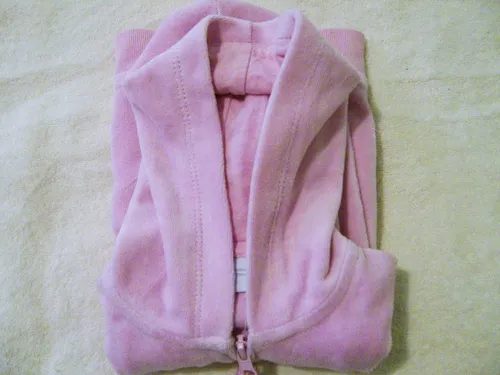 Sueter Con Capucha Para Niña (Usado)