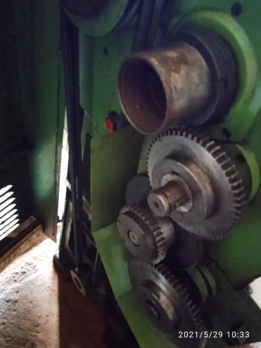 Imagen 4 de 8 de Torno 2,5 Mts (como Nuevo)