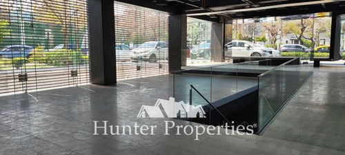 Local Comercial 535m2 Nueva Costanera.showrooms Vitacura