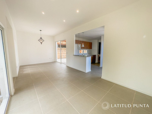 Imagen 6 de 30 de Casa En Piedras Del Chileno - Punta Del Este