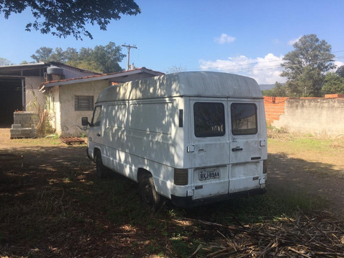 Mercedes Benz 180d