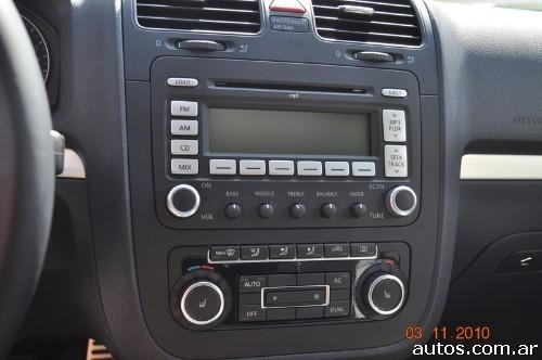 Entrada Auxiliar Para El Stereo Vento, Passat V.w