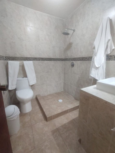 Casa En Venta En La Col. El Miraval, Cuernavaca Morelos.