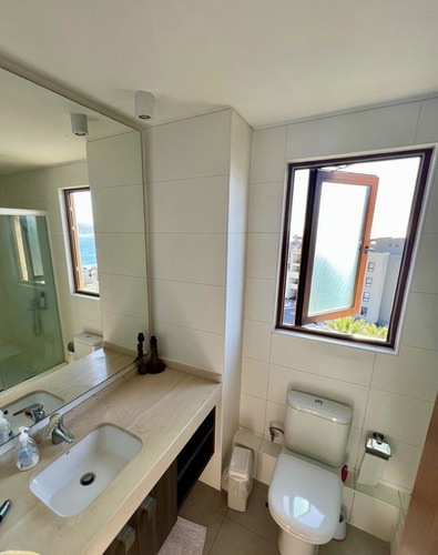 Departamento En Venta De 4 Dorm. En La Serena