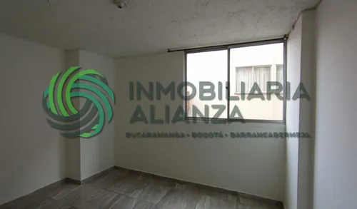 Apartamento En Arriendo En Antonia Santos. Cod A16959