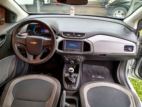 Imagen 9 de 12 de Chevrolet Onix 1.4 Lt 2015