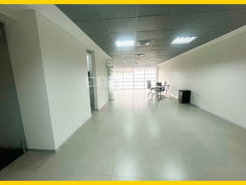 Oficina En Venta En Torre Duo