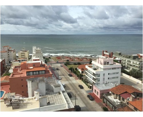 Apartamento En Venta De 3 D Y Dep En Punta Del Este