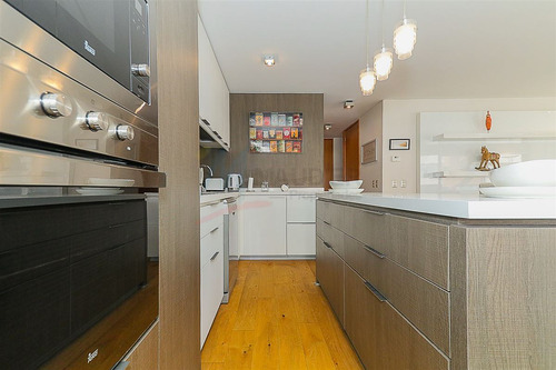 Departamento En Arriendo De 2 Dorm. En Las Condes