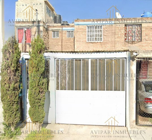 Venta De Casa En Paseos De Ectaepec, Ecatepec De Morelos Alc072