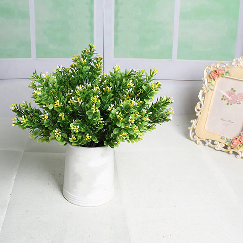 Flores Artificiales Amarillas, Hojas Y Plantas Con Forma Rea