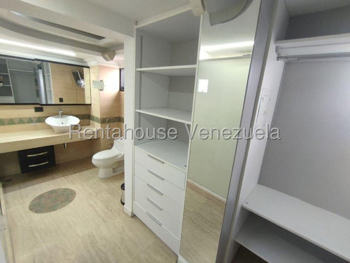 Pent House Duplex Totalmente Remodelado Con Vista Al Avila En El Rosal Mls# 26-56 Francis Zeppieri