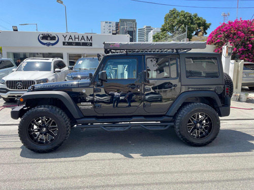 Imagen 5 de 15 de Jeep Wrangler Unlimited Sport 2017 Americano