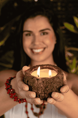 Vela Aromática Da Mata Com Essência De Breu Branco- Verobio Creme Ouriço De Castanha Breu Branco