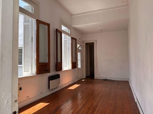 Olleros 2100 - Casa En Venta Con Jardín Y Pileta - A Reciclar
