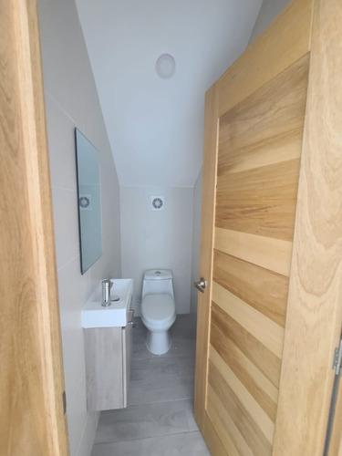 Imagen 3 de 21 de En Venta Maravilloso Penthouse Con Terraza Privada De Oportunidad Nuevo A Estrenar