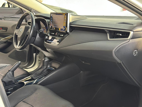 Toyota Corolla 1.8 Altis Hybrid Flex Aut. 4p Hibrido Flex