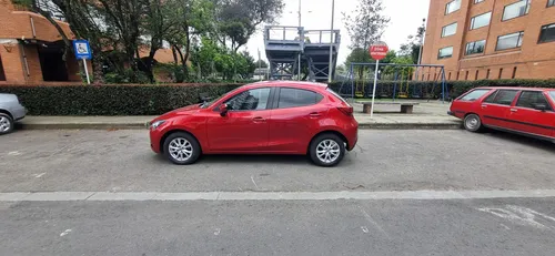 Mazda 2 TOURING AT 1.5