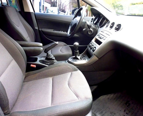 Imagen 5 de 25 de Peugeot 308 2014 1.6 Allure Nav 115cv