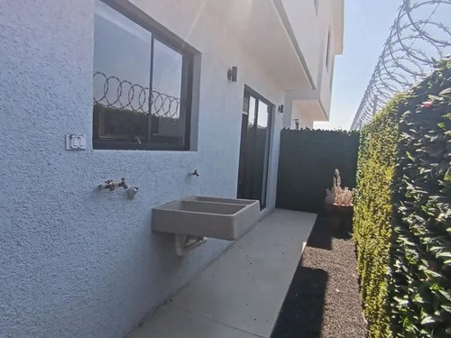 Casa Nueva En Pachuca, 3 Recamaras Con Cisterna