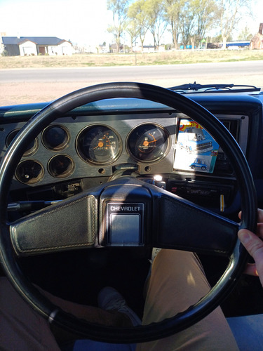 Chevrolet Silverado 1981, Americana, Buen Estado