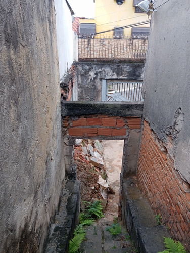 Terreno De 300m2, Ótima Localização 15 Minutos Do Metrô