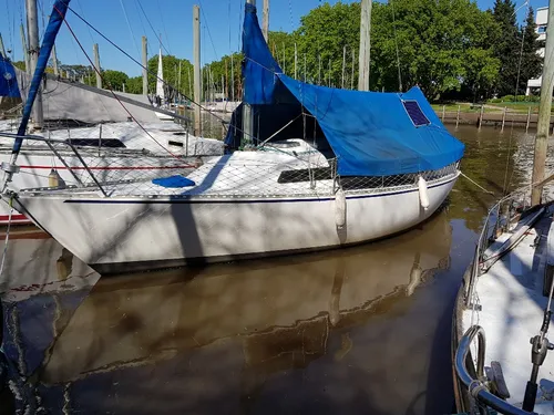 Velero Del Plata 26 - Eslora Y Calado Ideal Para Disfrutar