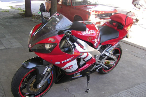Yamaha Yzf R1