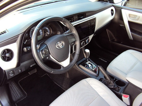 Toyota Corolla Gli Upper Preto 2018