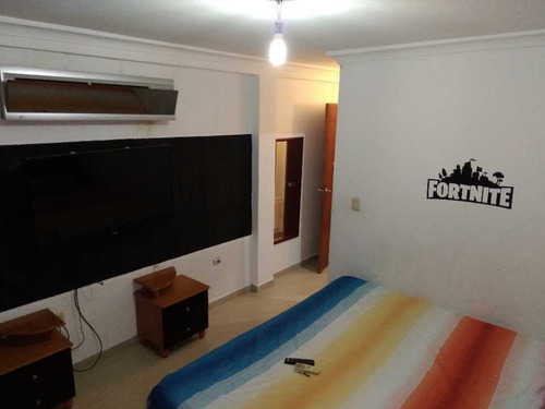 Imagen 24 de 30 de Casa En Venta. Urb. Andrés Bello. Maracay