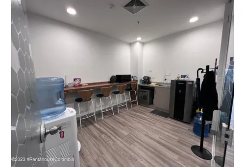Comercial En Santa Ana Occidental Rah Co: 25-1073